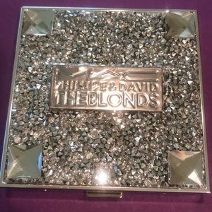 MAC THEBLONDS MAGIC DUST POWDER